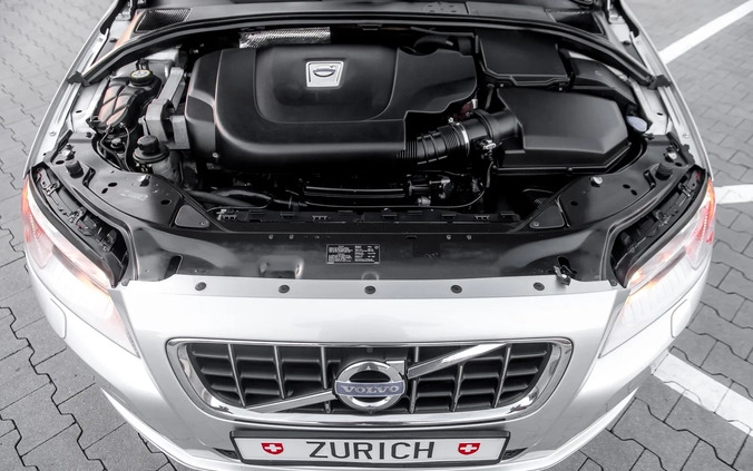 Volvo V70 cena 27900 przebieg: 276326, rok produkcji 2011 z Radom małe 631